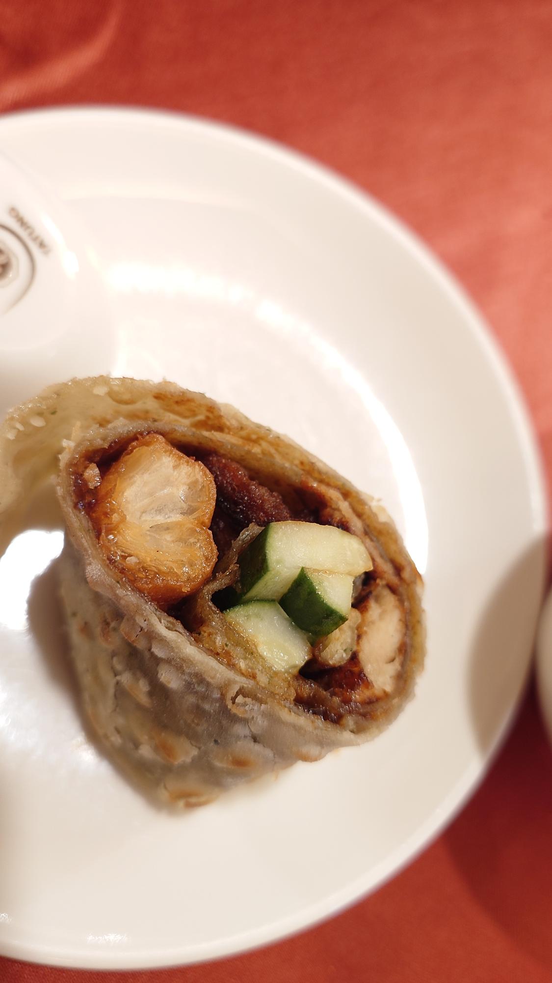 大餅捲時蔬近拍