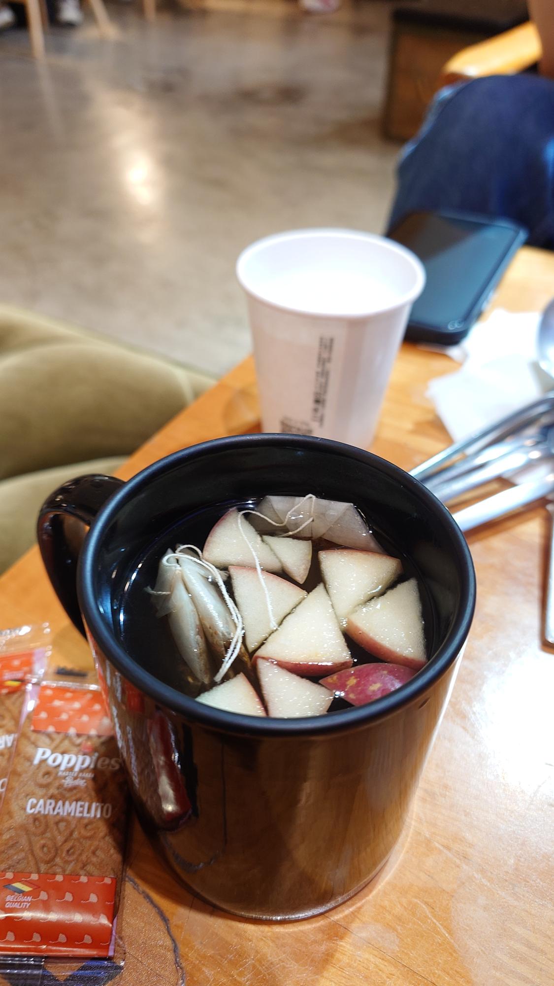 Arthere Café 上樓看看咖啡蘋果香草茶