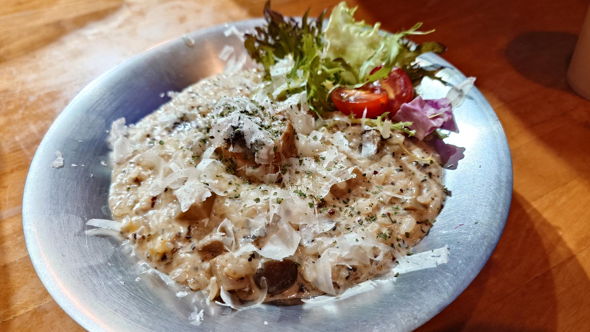 Arthere Café 上樓看看咖啡松露野菇牛肝菌燉飯