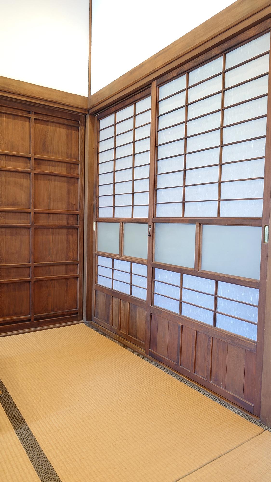 官邸作客老宅牆面與室內細節