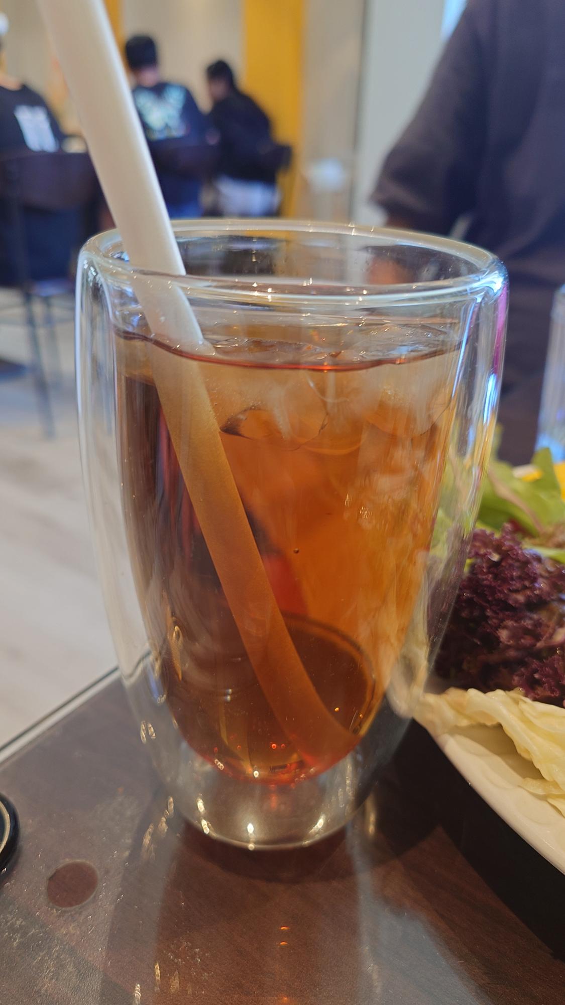 梨在角落早午餐附贈紅茶