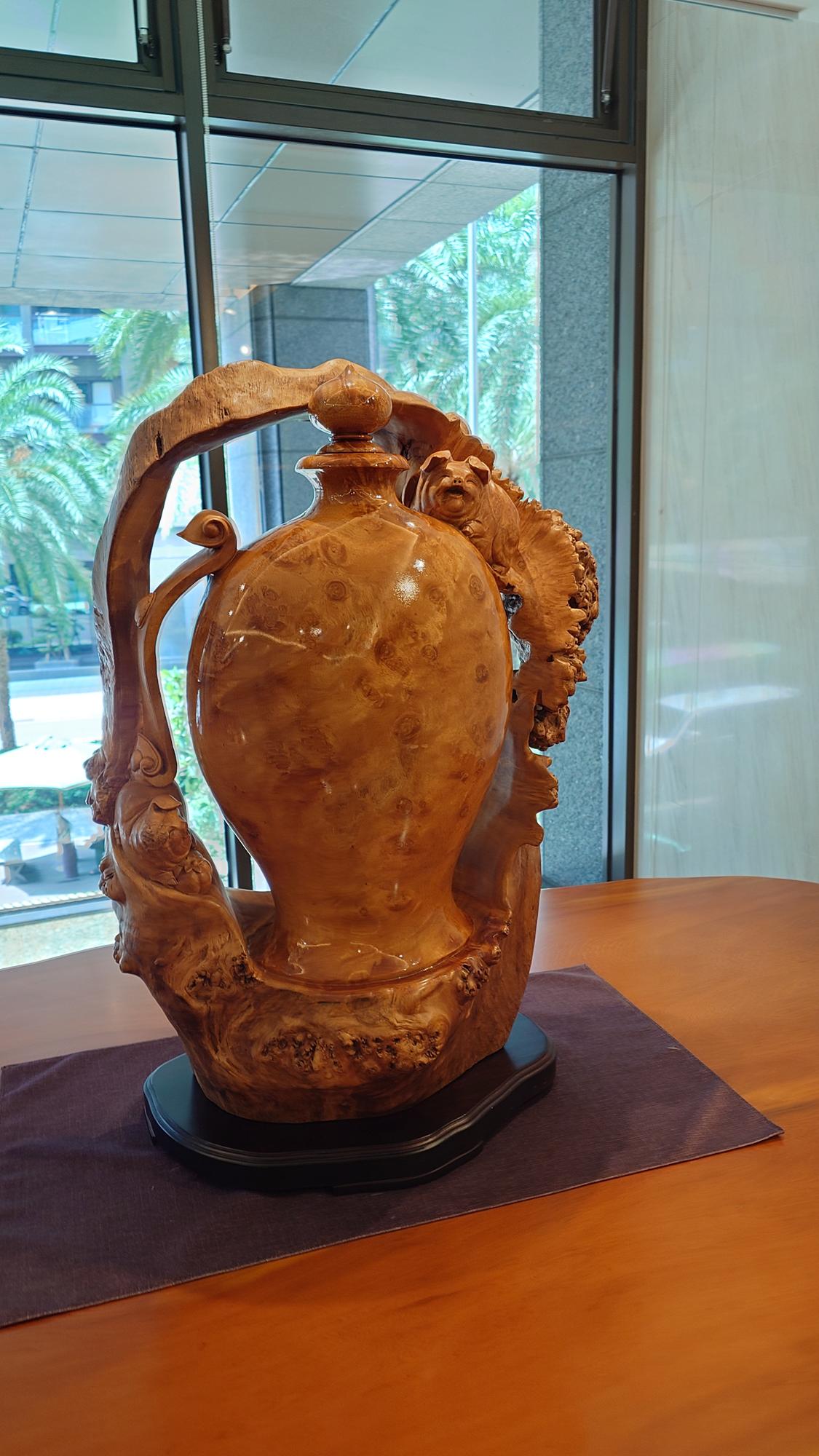 礁溪長榮鳳凰酒店珍貴木雕作品